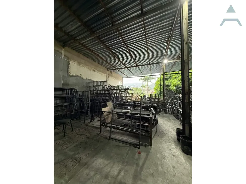 Se vende/alquila Local Comercial 2000m² La Trinidad - 10