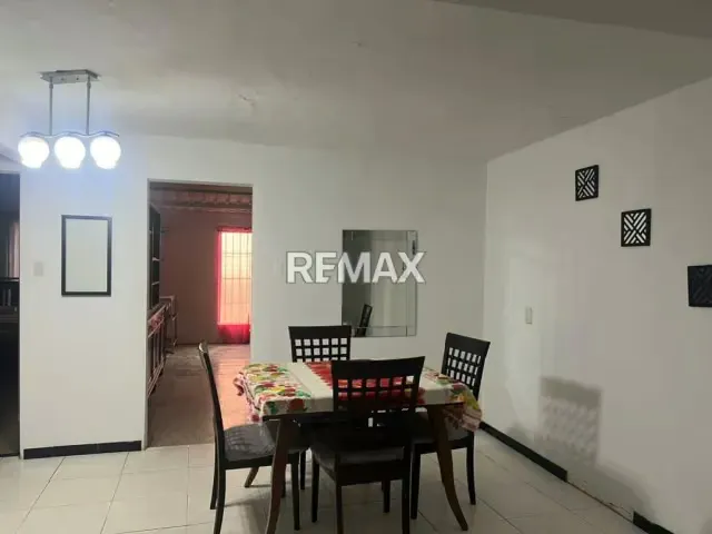 Casa Quinta en Venta, Urb Parque la Esmeralda SAN DIEGO - 4