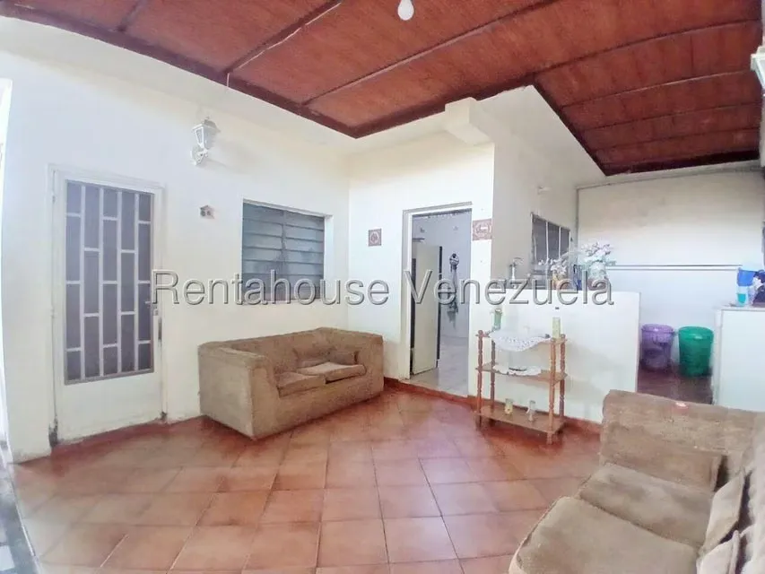 Casa (1 Nivel) en Venta en Zona Centro, Aragua - 16