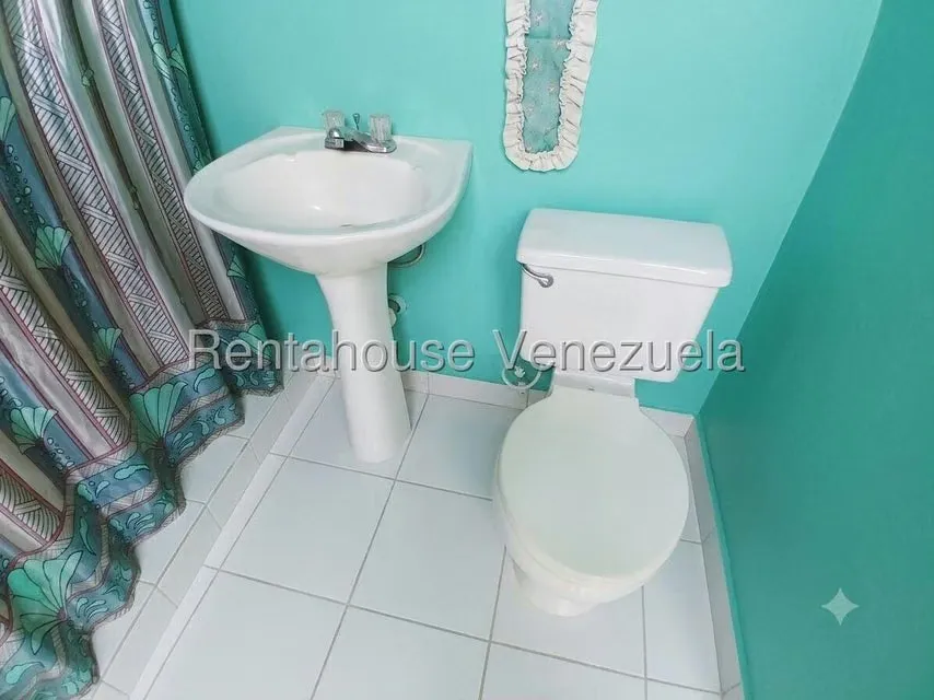 Casa (1 Nivel) en Venta en Zona Centro, Aragua - 33