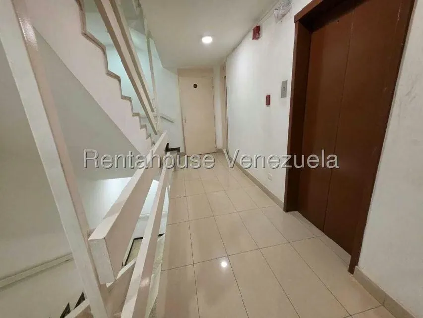 Apartamento (1 Nivel) en Venta en Los Naranjos del Cafetal, Distrito Metropolitano - 28
