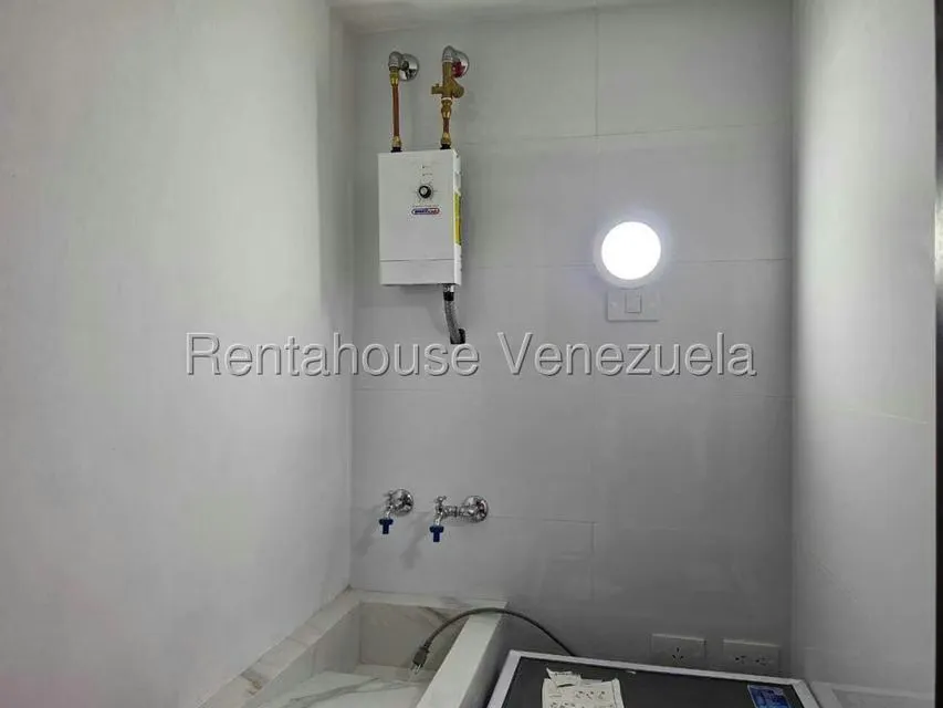 Apartamento (1 Nivel) en Venta en Los Naranjos del Cafetal, Distrito Metropolitano - 8