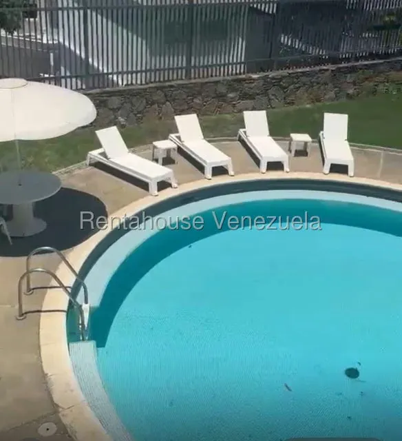 Apartamento (1 Nivel) en Venta en La Florida, Distrito Metropolitano - 25