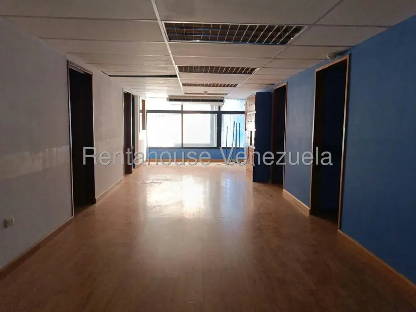 Local Comercial en Alquiler en Las Minas, Miranda - 11