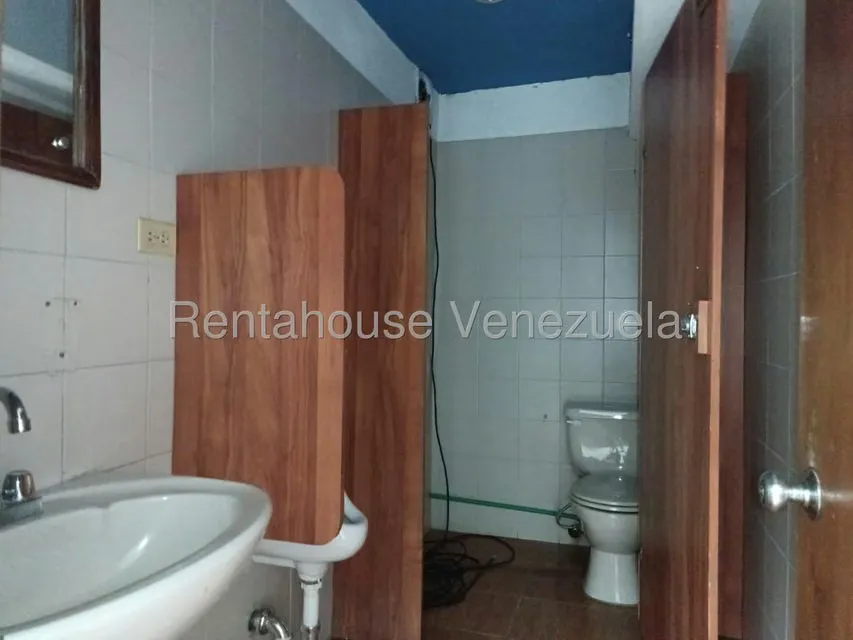 Local Comercial en Alquiler en Las Minas, Miranda - 24