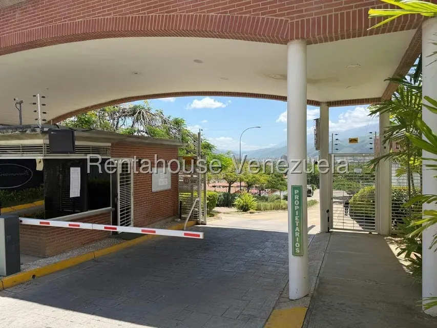 Apartamento (1 Nivel) en Venta en Buenaventura, Miranda - 3