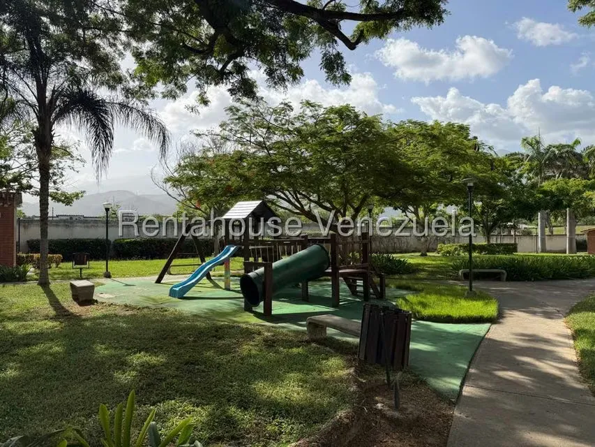 Apartamento (1 Nivel) en Venta en Buenaventura, Miranda - 32