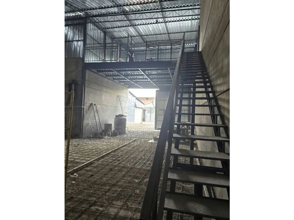 Se alquila Galpon 200m² La Yaguara - 12