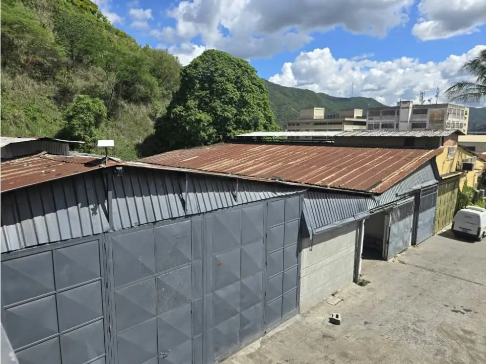 Se alquila Galpon 200m² La Yaguara - 17