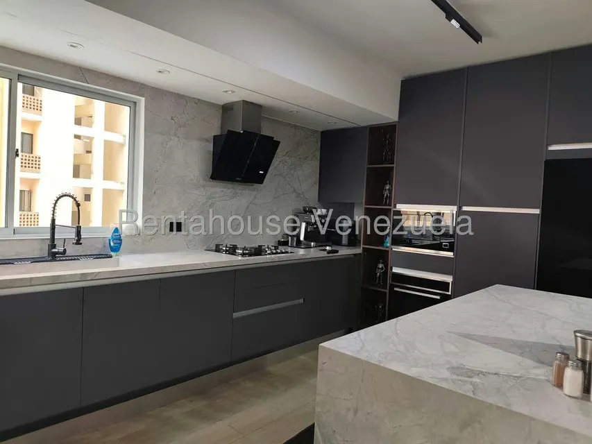 Apartamento (1 Nivel) en Venta en Las Chimeneas, Carabobo - 12