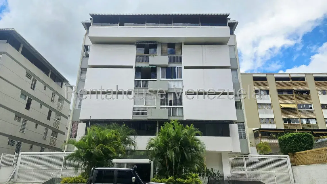 Apartamento (1 Nivel) en Venta en Cumbres de Curumo, Distrito Metropolitano - 28