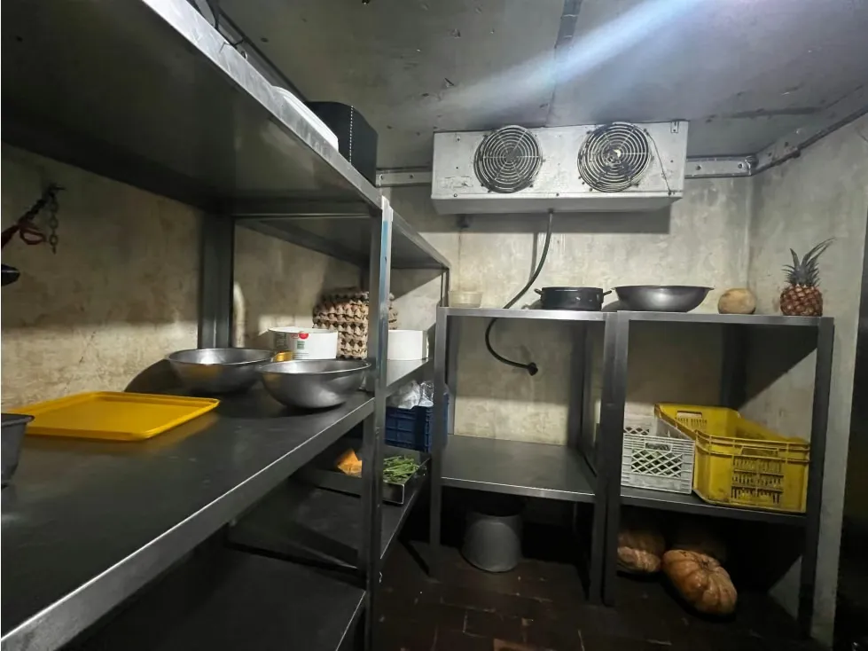 Se vende Fondo de Comercio Chacao - 11