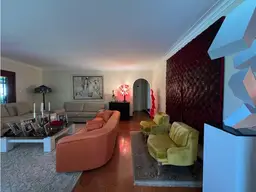 View 10