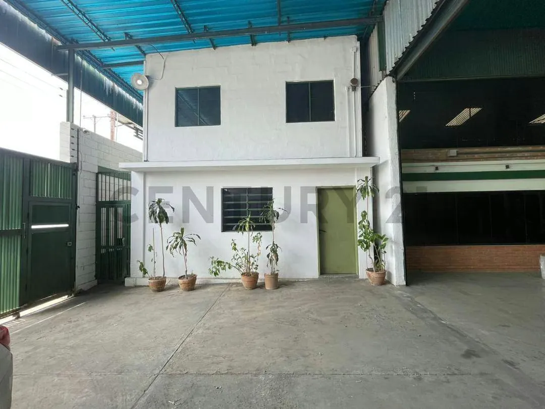 Venta de Galpón Industrial - 6