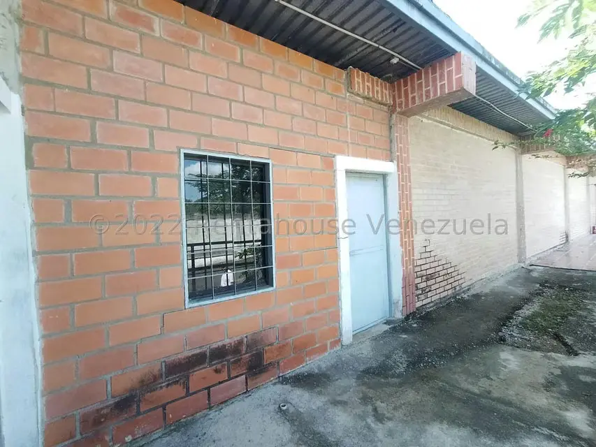 Terreno (Comercial) en Venta en Centro, Aragua - 39