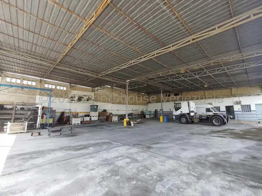 Terreno (Comercial) en Venta en Centro, Aragua - 58
