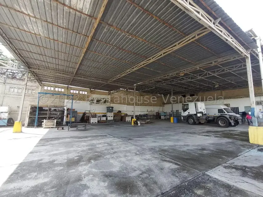 Terreno (Comercial) en Venta en Centro, Aragua - 59