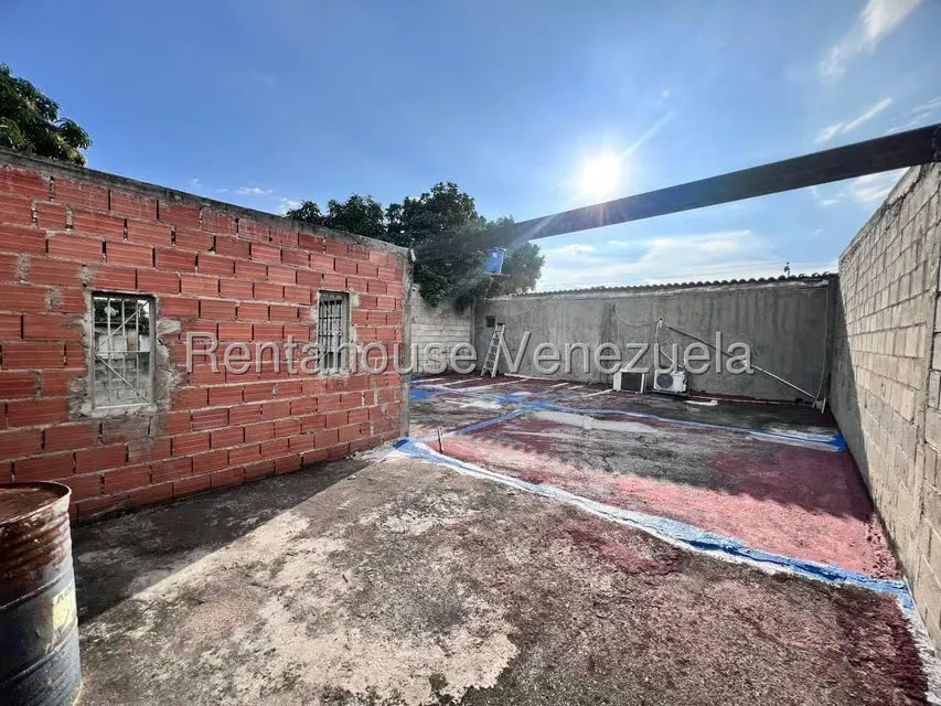 Terreno (Comercial) en Venta en La Barraca, Aragua - 29