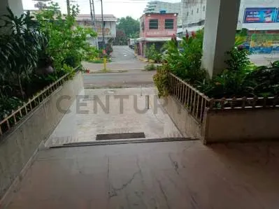 En Venta Apartamento en Edificio Elizabeth a precio de oportunidad - 2