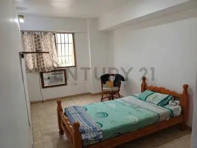 En Venta Apartamento en Edificio Elizabeth a precio de oportunidad - 10