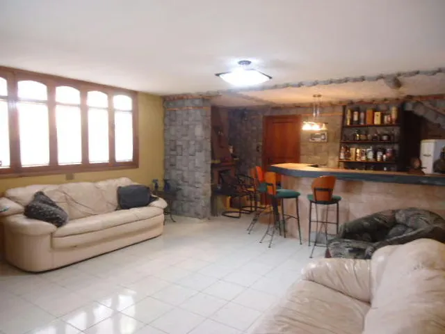 Casa (Multipes Niveles) en Venta en Colinas de Santa Monica, Distrito Metropolitano - 37