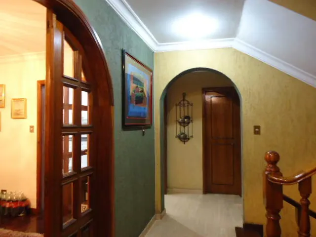 Casa (Multipes Niveles) en Venta en Colinas de Santa Monica, Distrito Metropolitano - 49