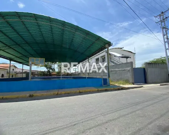 ¡TERRENO PRIME EN ALQUILER EN LOS ROBLES! 398M² EN CALLE TRANSVERSAL A LA AV. LA AUYAMA, FRENTE A CLÍNICA EL ESTE. ZONIFICACIÓN MIXTA, IDEAL PARA TU NEGOCIO. ¡UBICACIÓN ESTRATÉGICA Y ALTO FLUJO! - 14