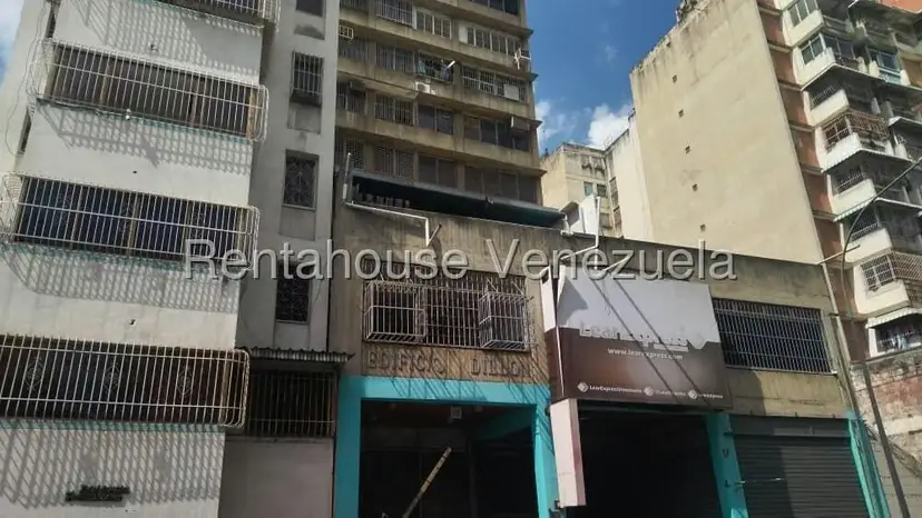 Apartamento (1 Nivel) en Alquiler en Parroquia La Candelaria, Distrito Metropolitano