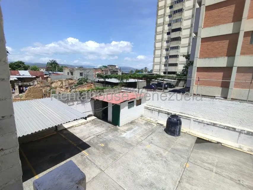 Comercial (Local Comercial) en Venta en Centro, Lara - 13