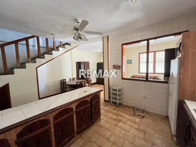 EN VENTA CASA DE OPURTUNIDAD A LA ORILLA DE LA CARRETERA MORÓN CORO EN EL CONJUNTO RESIDENCIAL CORALITO - 6