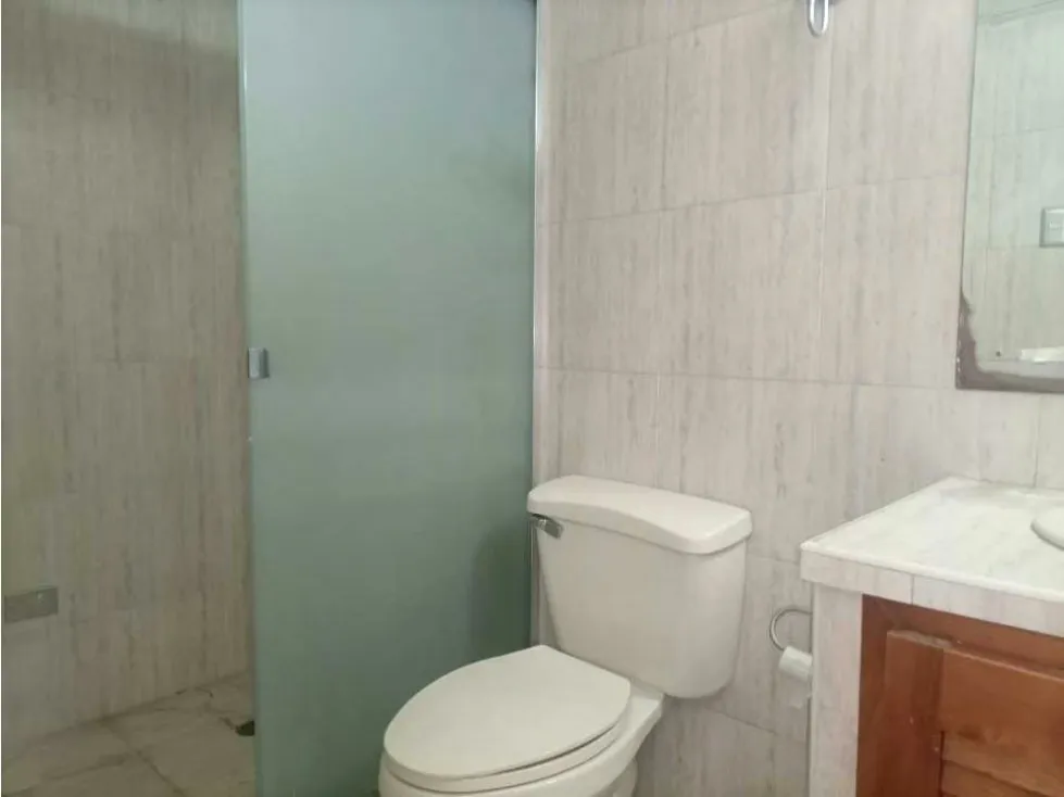 Oficina en Venta Las Mercedes 240 mts2 3PE - 12