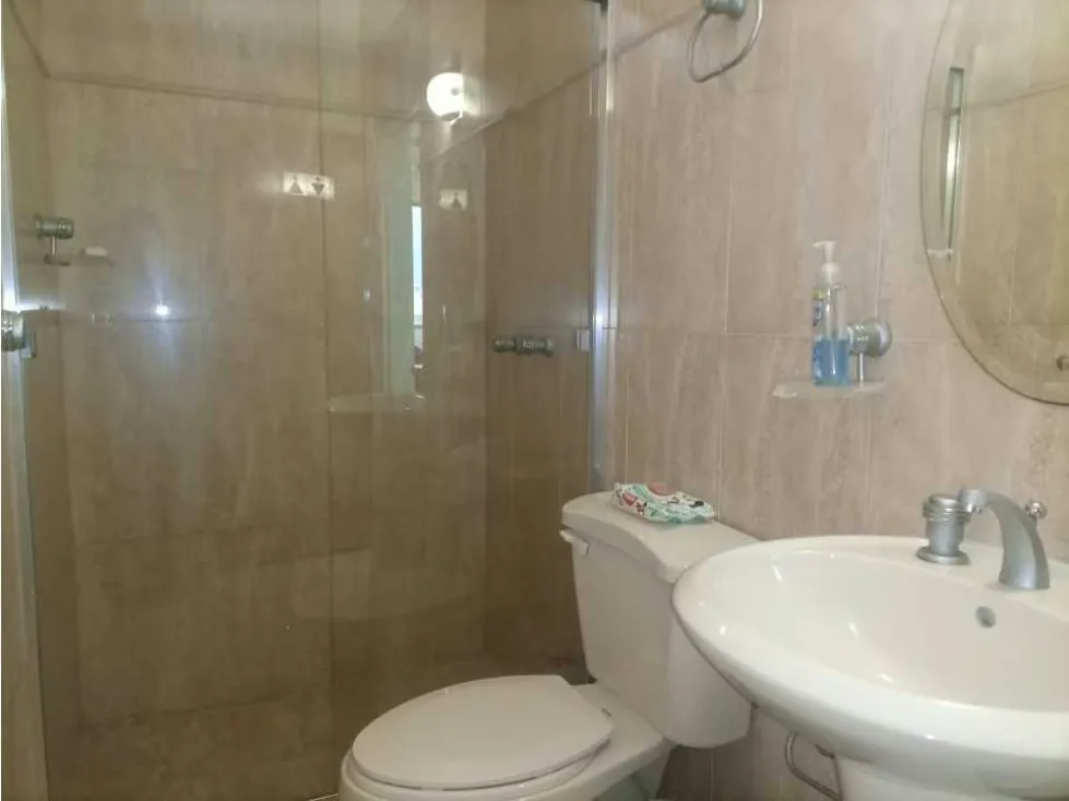 Oficina en Venta Las Mercedes 240 mts2 3PE - 13