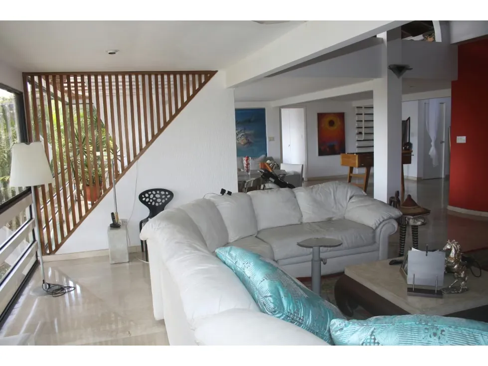 Se vende casa 600m2 5h/5b/4p El Peñon 6808 - 2