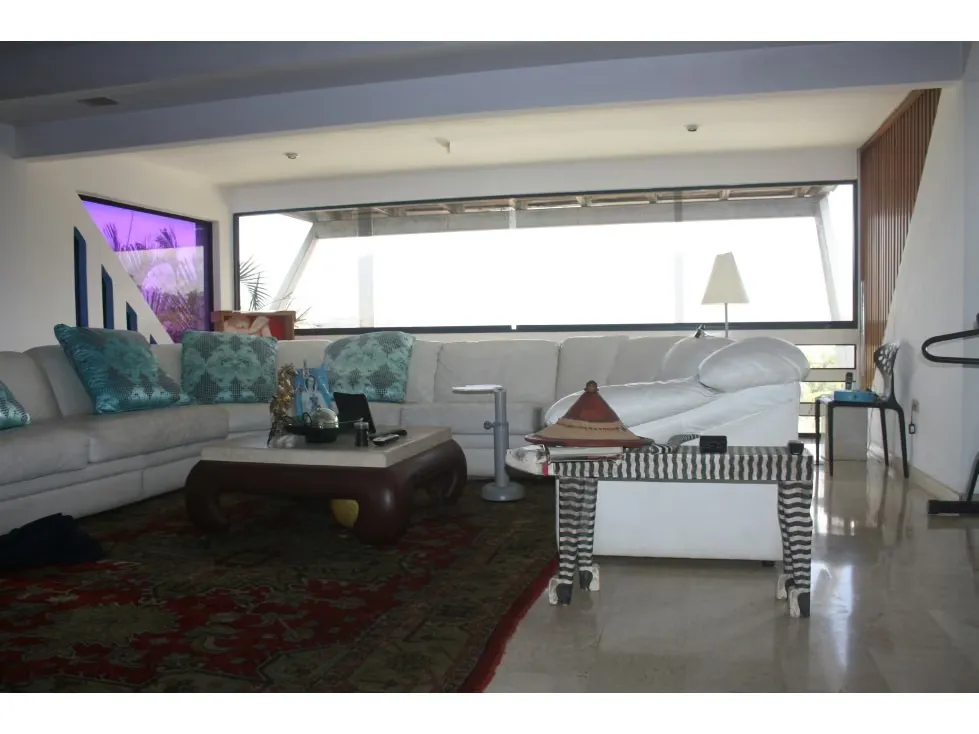 Se vende casa 600m2 5h/5b/4p El Peñon 6808 - 3
