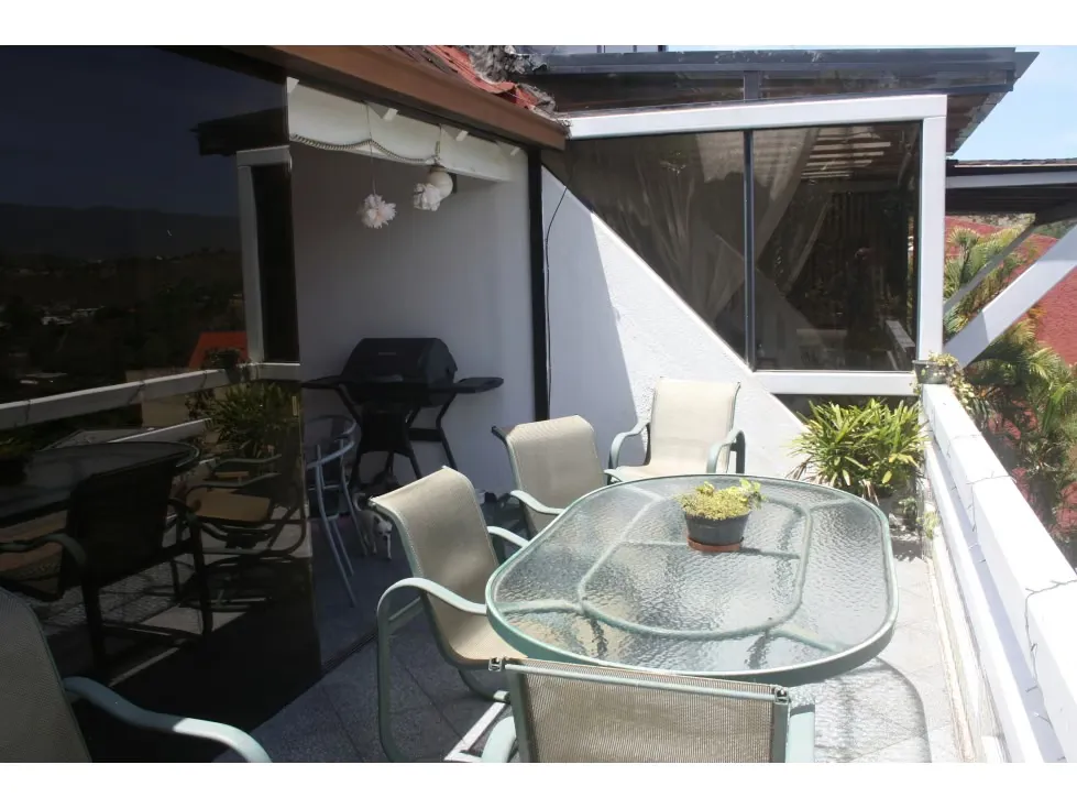 Se vende casa 600m2 5h/5b/4p El Peñon 6808 - 5