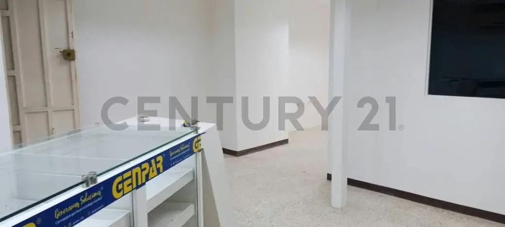 CS - VENTA DE LOCAL COMERCIAL. PARCELAMIENTO DON BOSCO. LOS RUICES. - 30