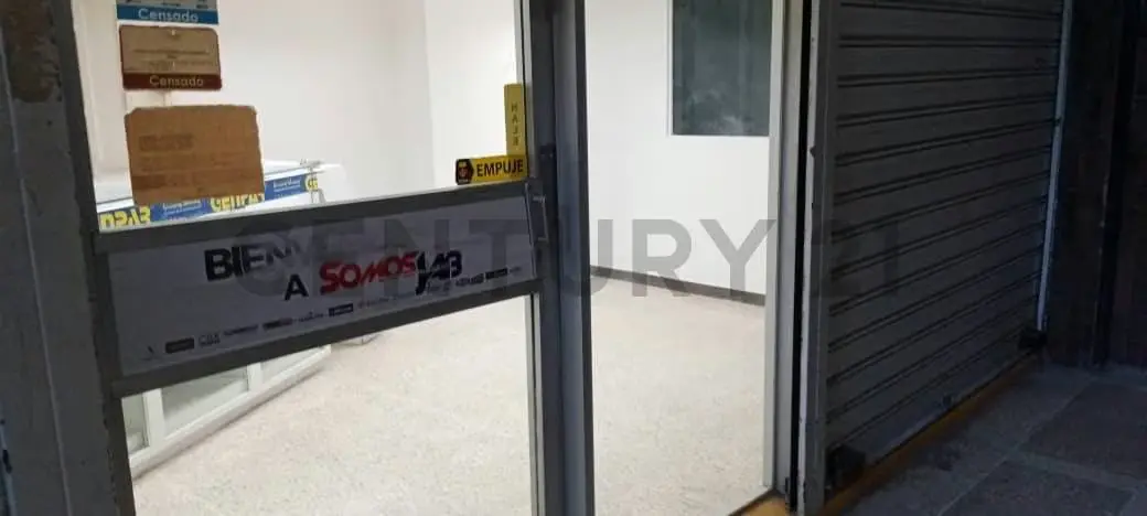 CS - VENTA DE LOCAL COMERCIAL. PARCELAMIENTO DON BOSCO. LOS RUICES. - 32