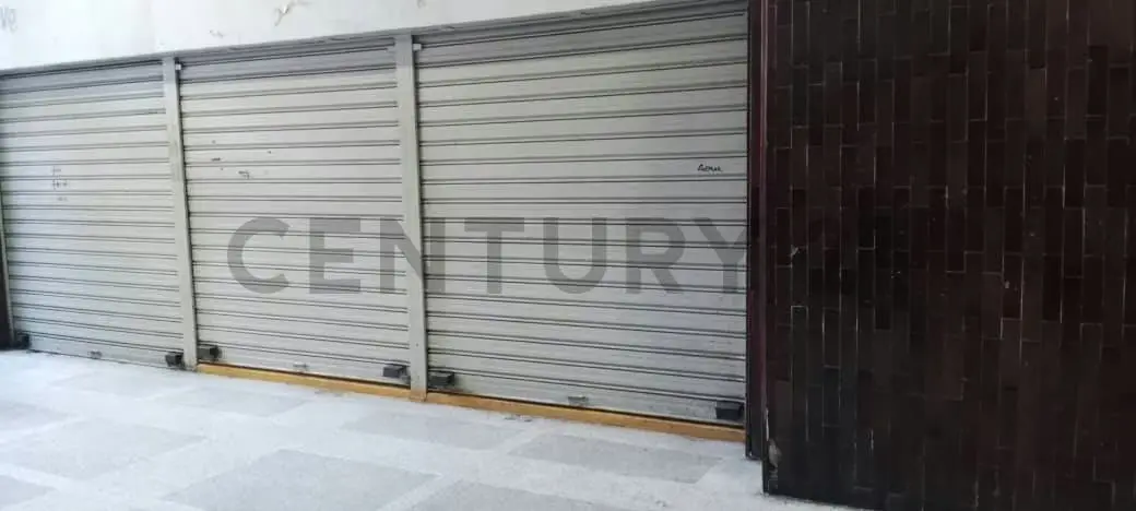 CS - VENTA DE LOCAL COMERCIAL. PARCELAMIENTO DON BOSCO. LOS RUICES. - 33