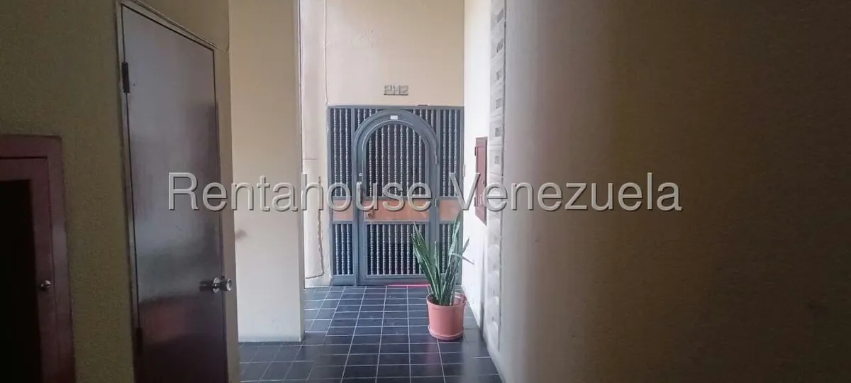 Apartamento (1 Nivel) en Venta en Lomas del Avila, Distrito Metropolitano - 89
