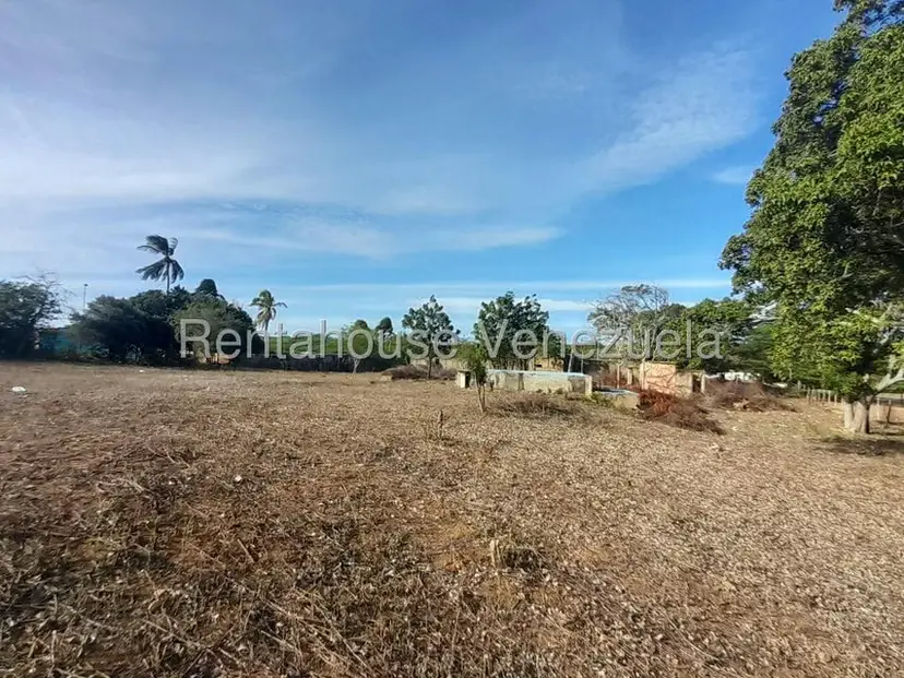 Terreno (Comercial) en Venta en Centro, Falcon