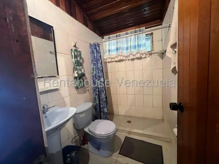 Casa (1 Nivel) en Venta en El Junquito, Distrito Metropolitano - 36