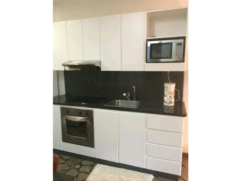 Se alquila suite 50m2 Plaza La Boyera 5353 - 5