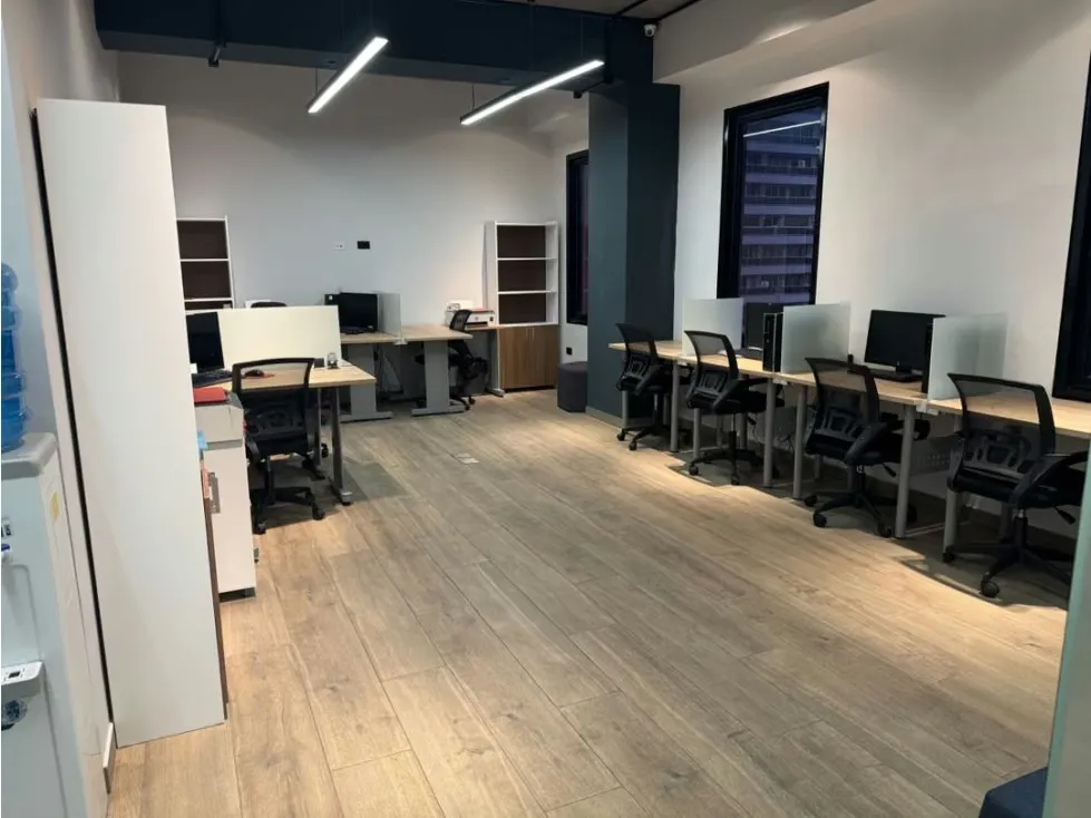 En venta oficina remodelada en Sebucan - 4