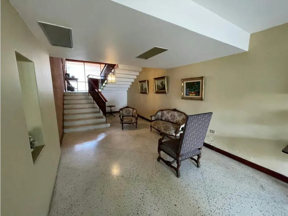 Vendo Casa remodelar - Av. San Juan Bosco, Altamira, área comercial - 5