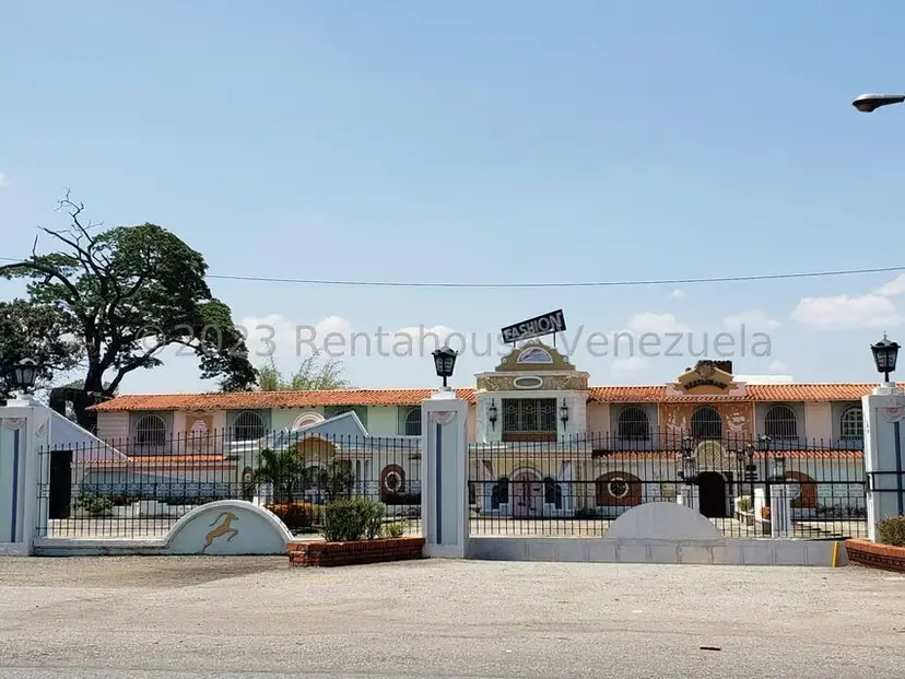 Comercial (Local Comercial) en Venta en Carretera Nacional, Aragua