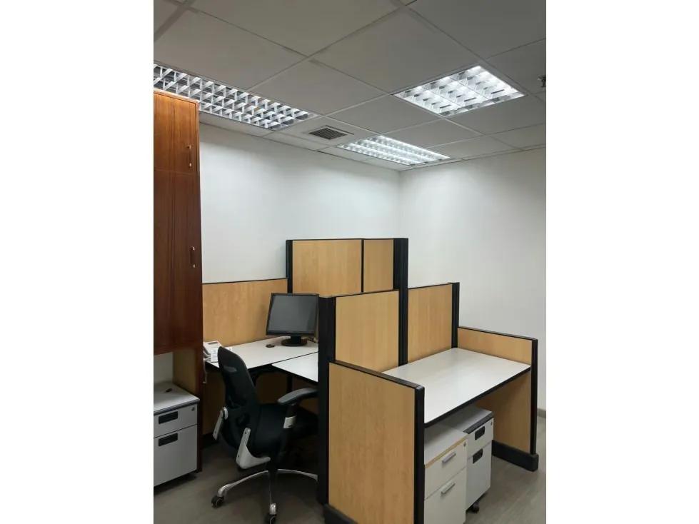 Oficina en Chacao 55mt amoblada - 4