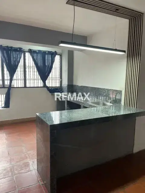BELLO APARTAMENTO TIPO ESTUDIO EN EL CENTRO DE VALERA