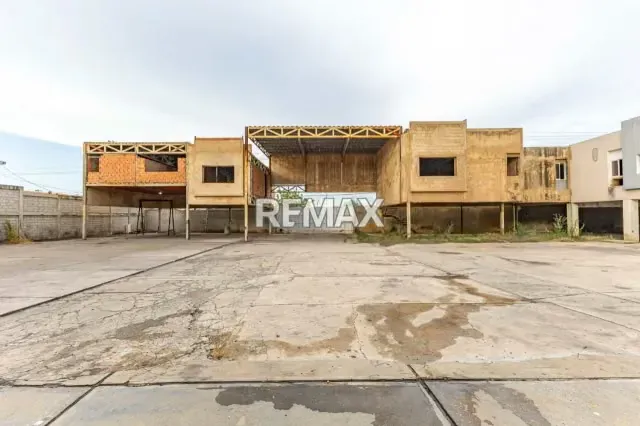 VENDO PROYECTO RESIDENCIAL EN BELLA VISTA ZAPARA - 14