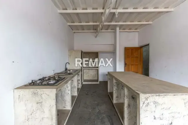 VENDO PROYECTO RESIDENCIAL EN BELLA VISTA ZAPARA - 4