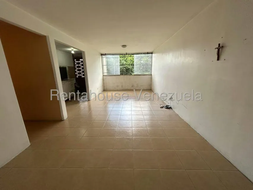 Apartamento (1 Nivel) en Venta en Nueva Casarapa, Miranda - 2